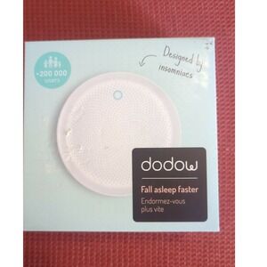 Dodow Sleep Aid Device Blue Light Metronome for Insomnia White Teal